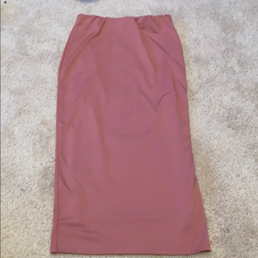 Dusty pink skirt